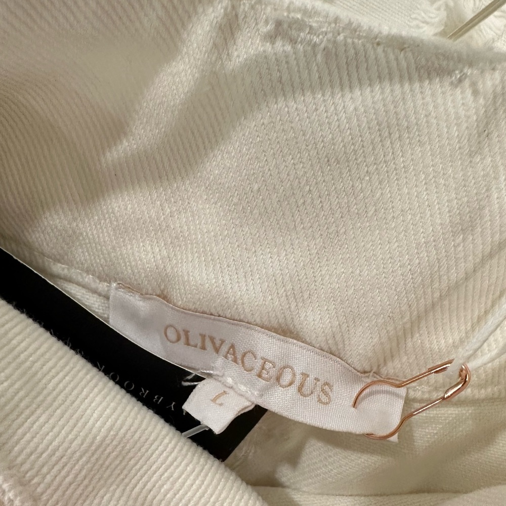 Women’s white cargo mini skirt - Picture 3 of 4